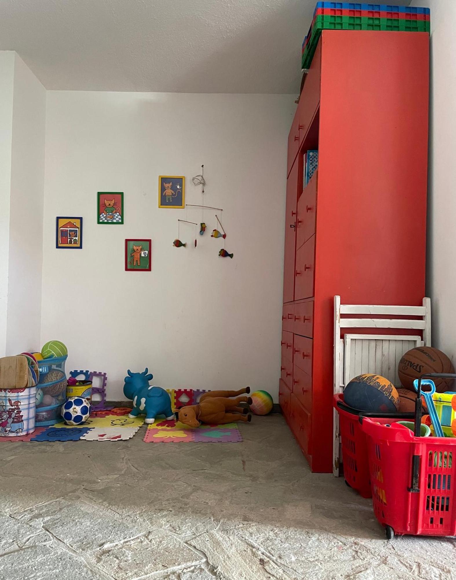 The Yellow Appartement *